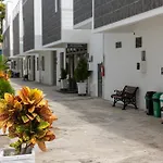 Hotel El Marqués De Manga